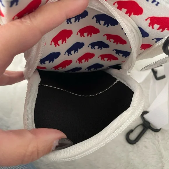 NFL Buffalo Bills Water Bottle Carrier - Picture 4 of 6